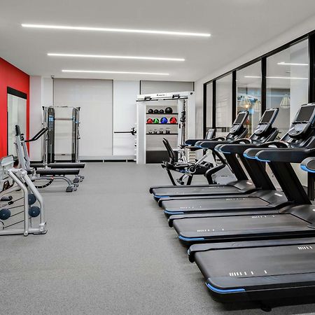 Home2 Suites By Hilton Chicago Mccormick Place Bagian luar foto