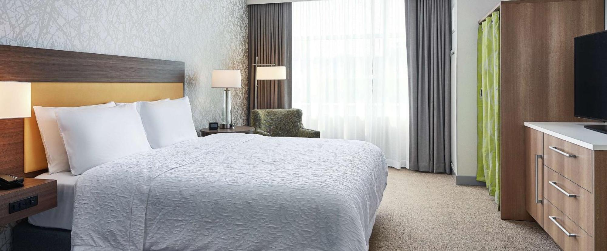 Home2 Suites By Hilton Chicago Mccormick Place Bagian luar foto
