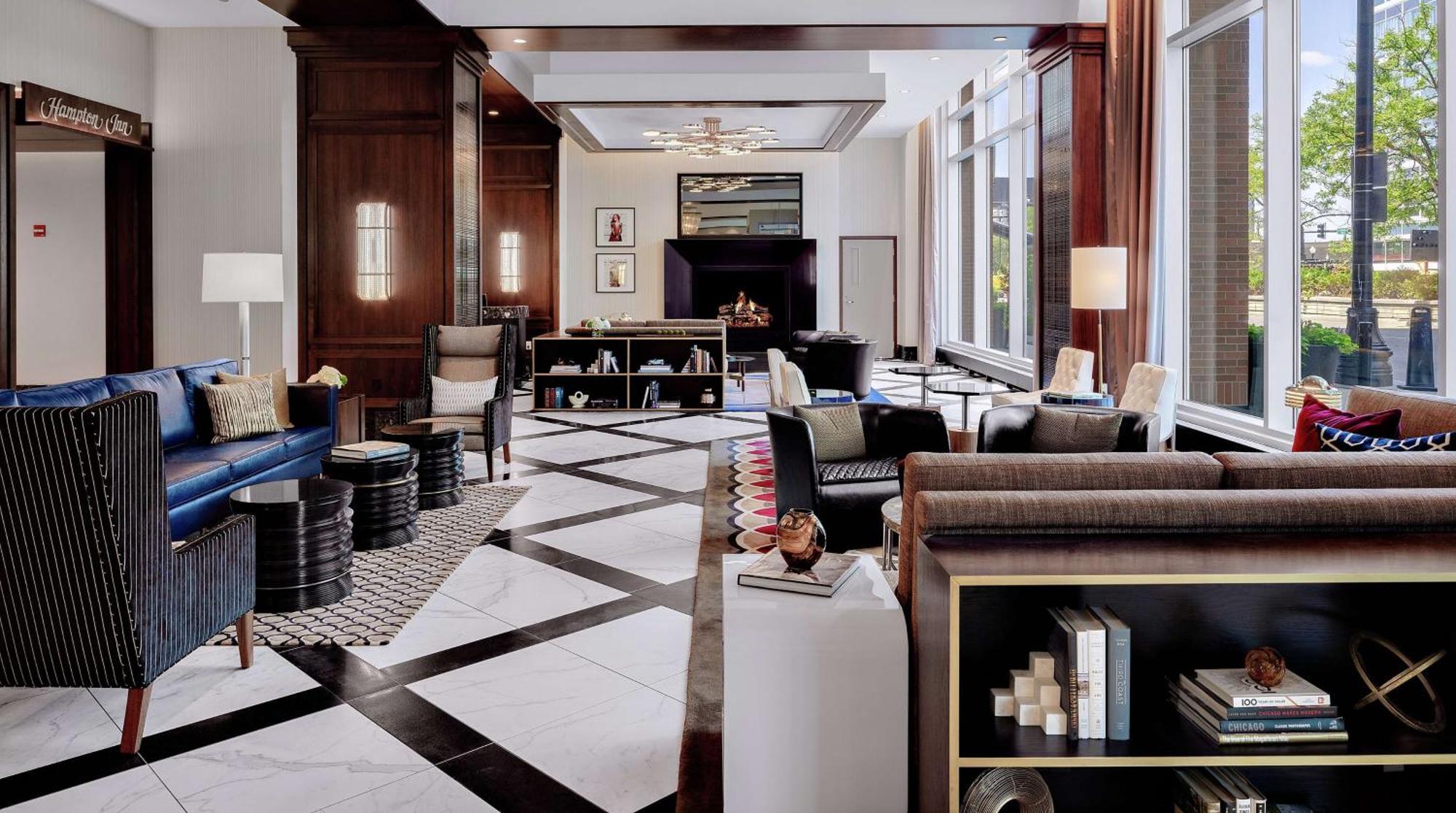 Home2 Suites By Hilton Chicago Mccormick Place Bagian luar foto